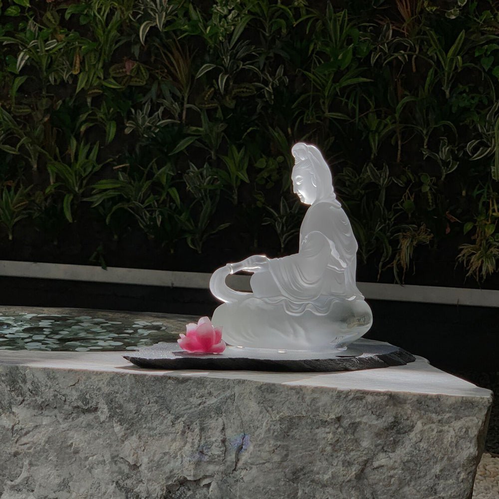 Crystal Buddha, Guanyin, Mortal Smile-Heart of Pure Dew - LIULI Crystal Art