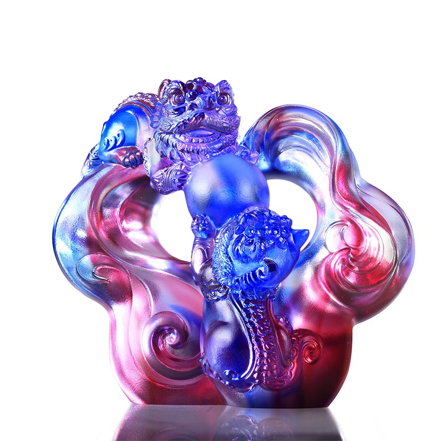 A pair of foo dogs play the ball happily together over the cloud. The motif symbolizes prosperity and harmonious partnership.