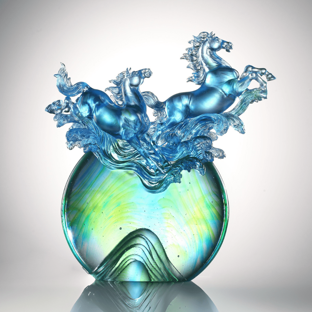 Crystal Animal, Horse, Resembling water – ever in motion, ever alive