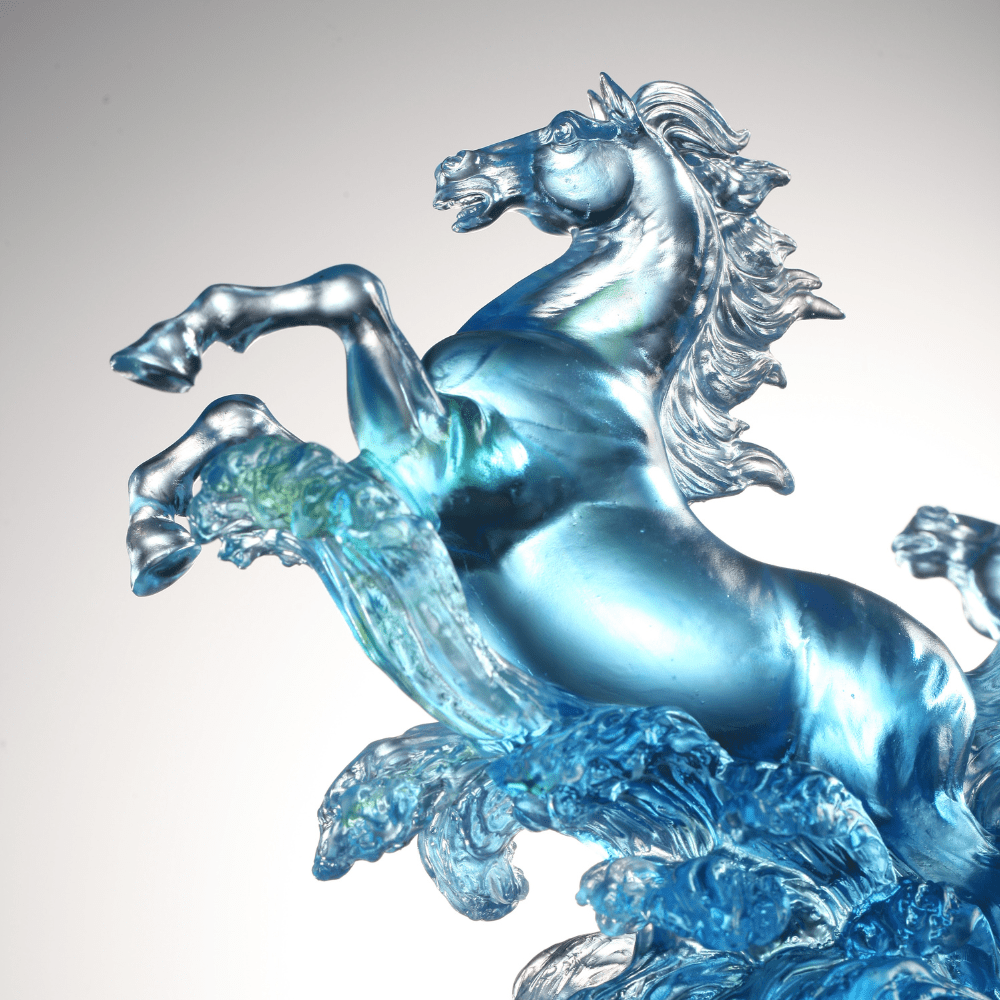 Crystal Animal, Horse, Resembling water – ever in motion, ever alive