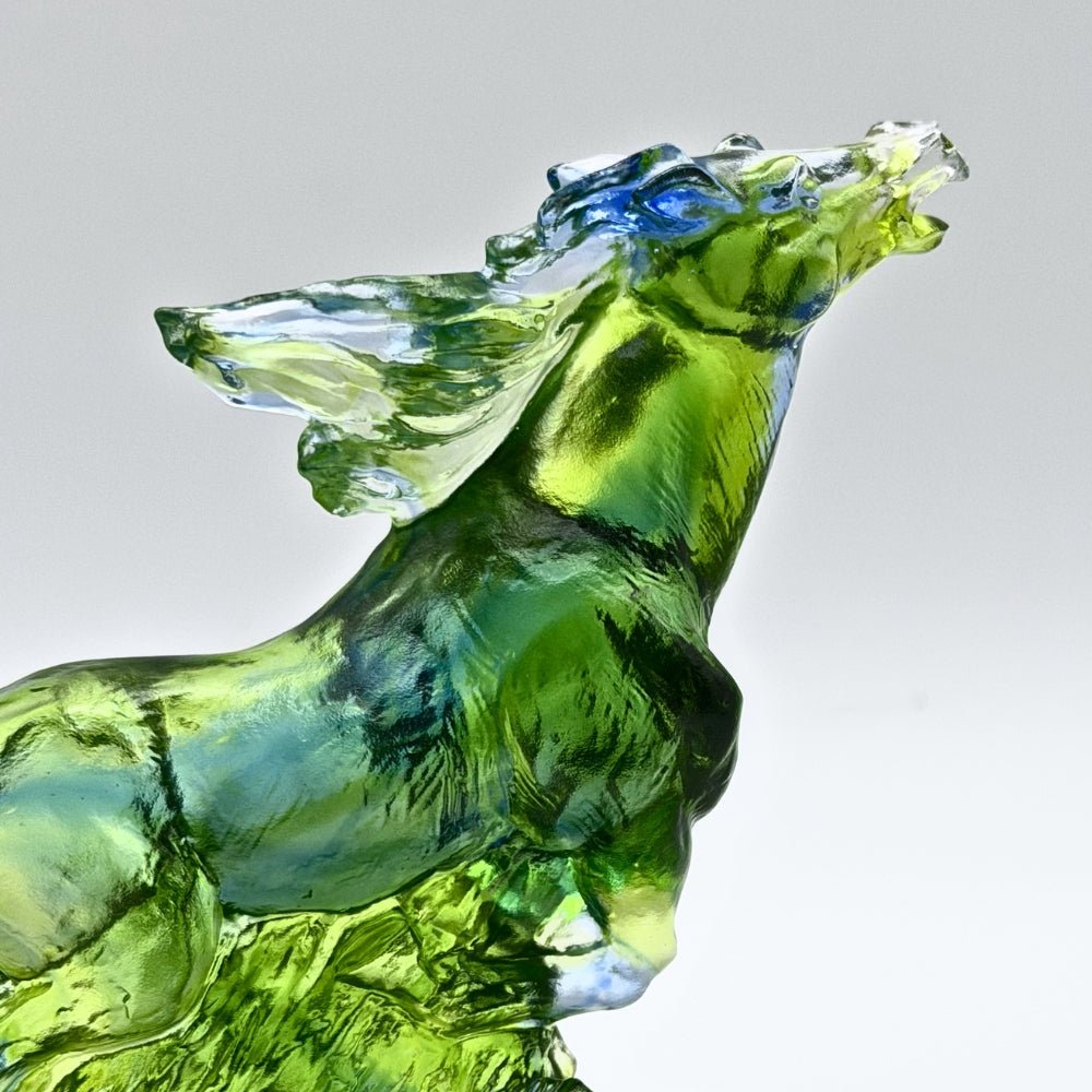 Crystal Animal, Horse, The Frontrunner