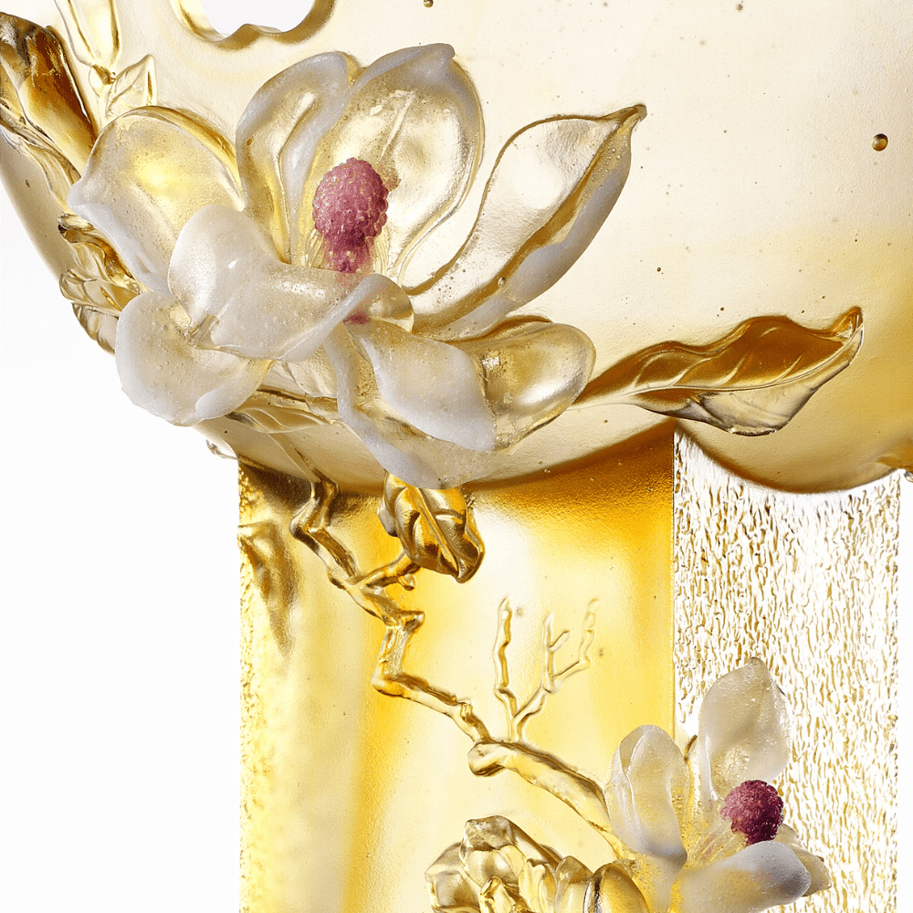 Crystal Floral Vase, Magnolia, Embodiment of Beauty - Pure Magnolia