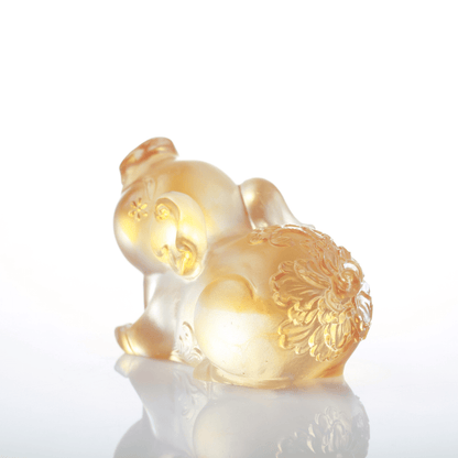 Crystal Zodiac, Year of the Pig, The Little Piglet Attracts Wealth