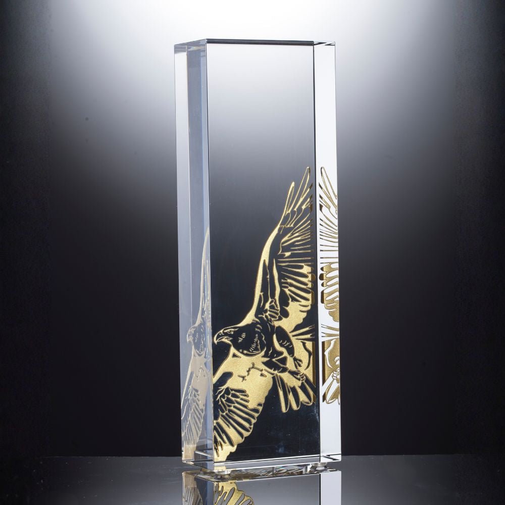 LIULI Crystal Award, Eagle Trophy, Laser Engraving | Guidance (Gold)