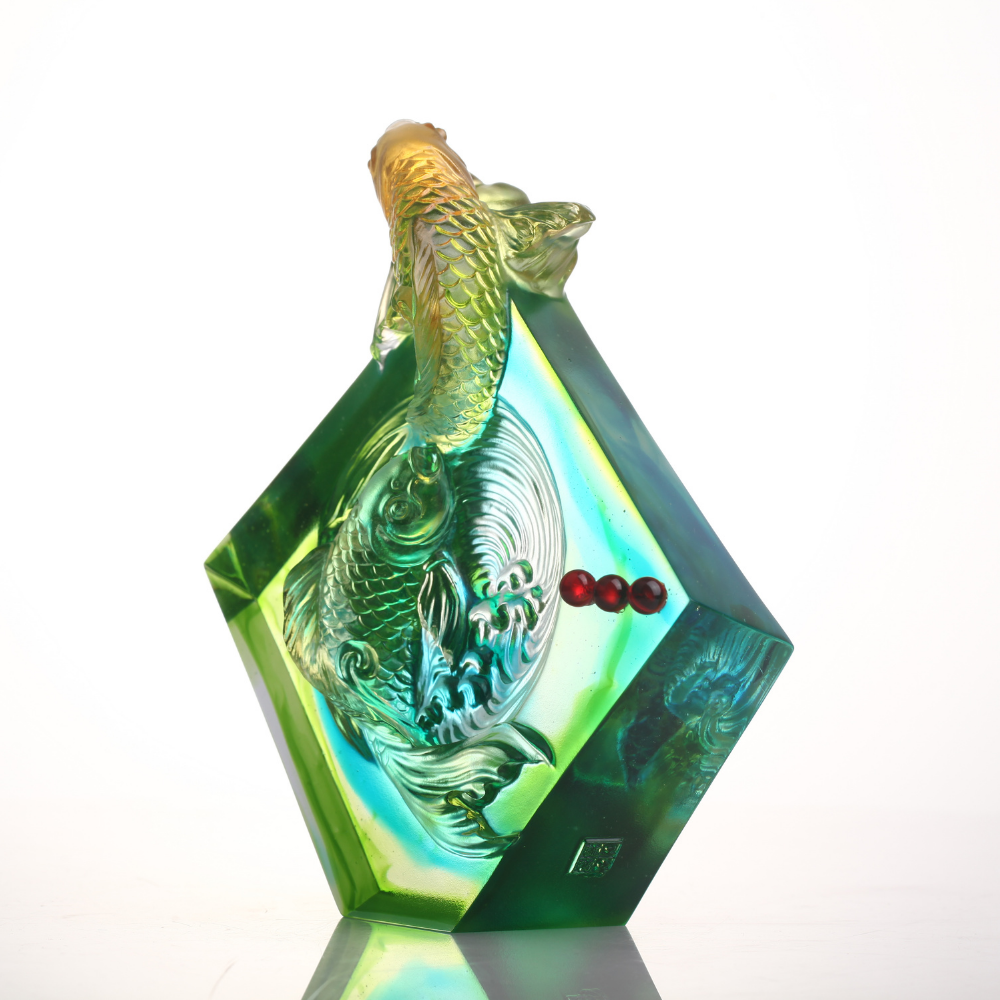 LIULI Crystal, Fishes Sculpture, Koi Fish | Advancing as One to Lofty Heights