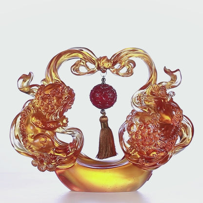 Foo Dog, Chinese Guardian Lion, Crystal Sculpture, Embroidered Lion Dance