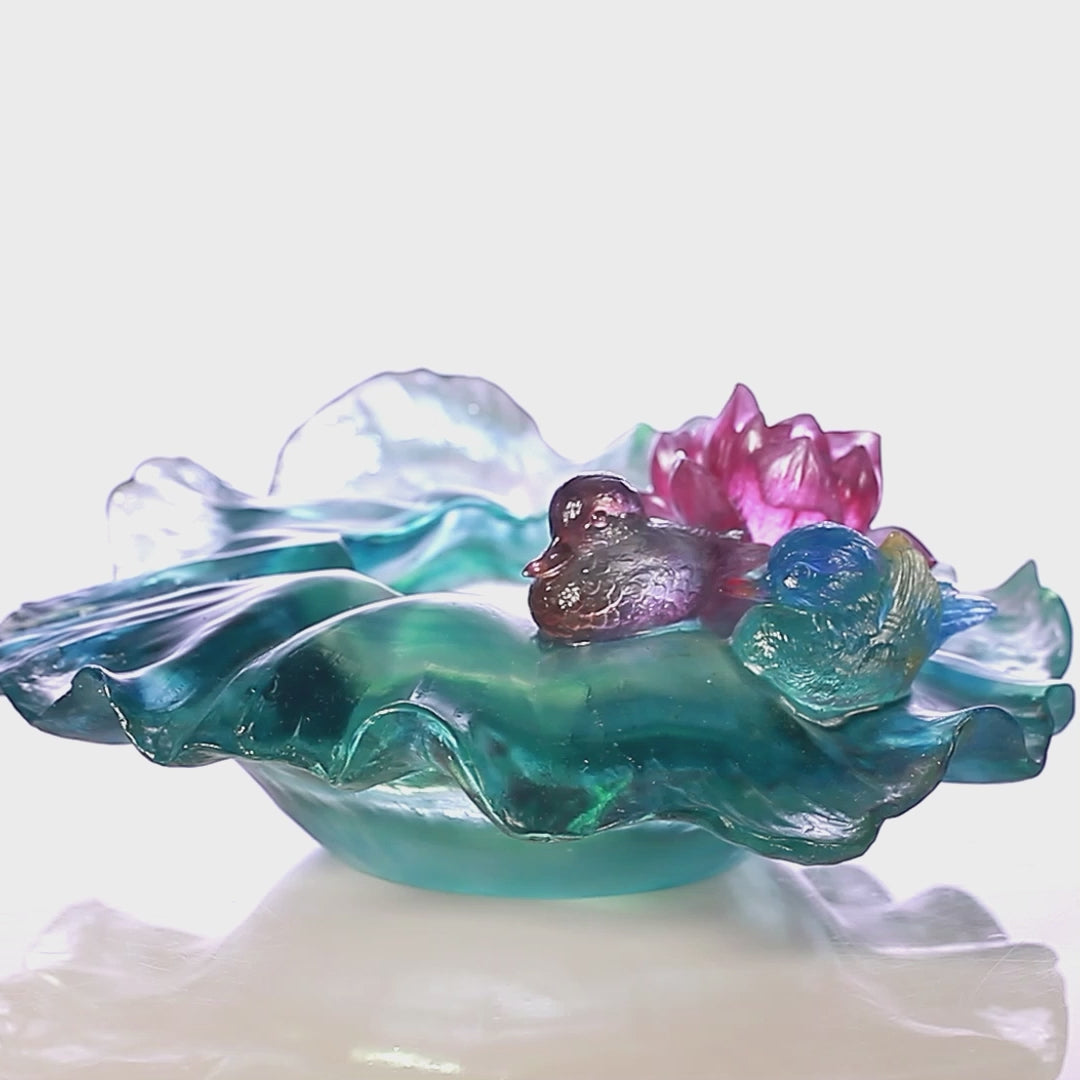 LIULI Crystal, Lotus Flower, Vase, Overflow of Beauty – LIULI