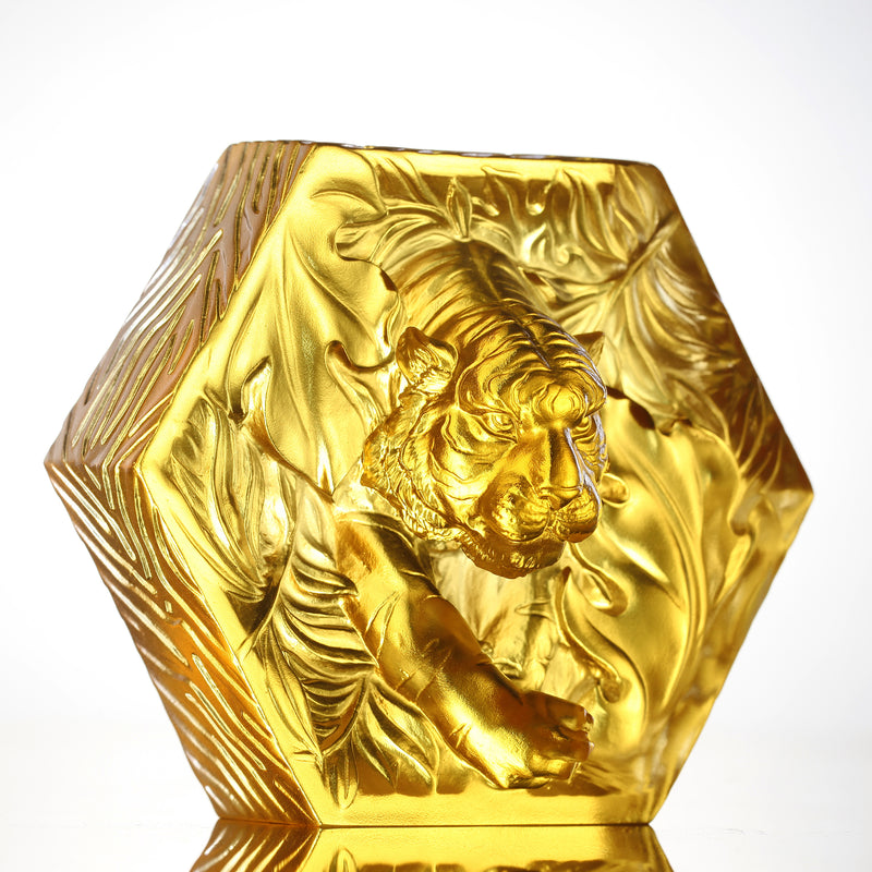 LIULI Crystal Tiger, Chinese Zodiac, Courageous Advance