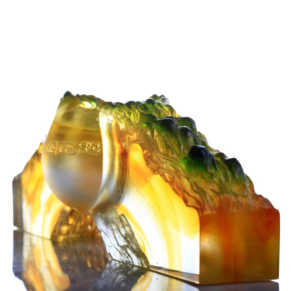 '-- DELETE -- Crystal Chinese Vessel, Ding, Ease with Discernment-Ding of Ambitious Ascent - LIULI Crystal Art