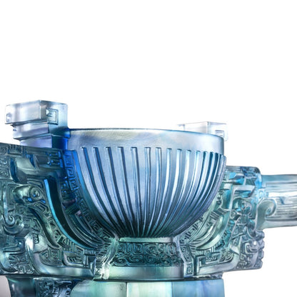 Crystal Vessel, Chinese Ding, Resolution with Sincerity-Ding of Illustrious Glory - LIULI Crystal Art
