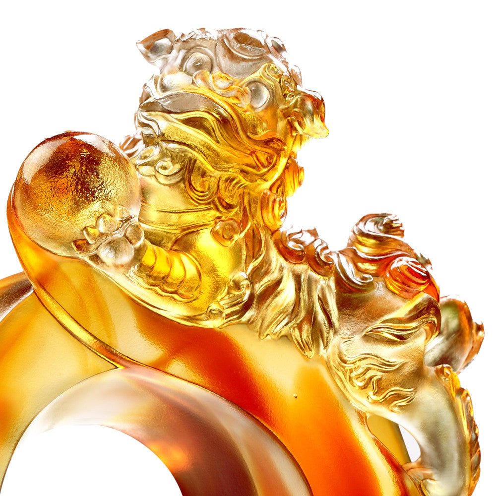 Crystal Mythical Creature, Foo Dog, Fu Dog, Guardian Lion, Frolicking Lion Welcomes Auspiciousness - LIULI Crystal Art