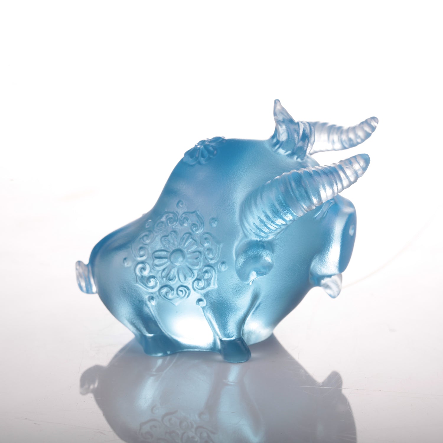 LIULI Chinese Year of the Ox Crystal Sculpture We Are Remarkable - LIULI Crystal Art