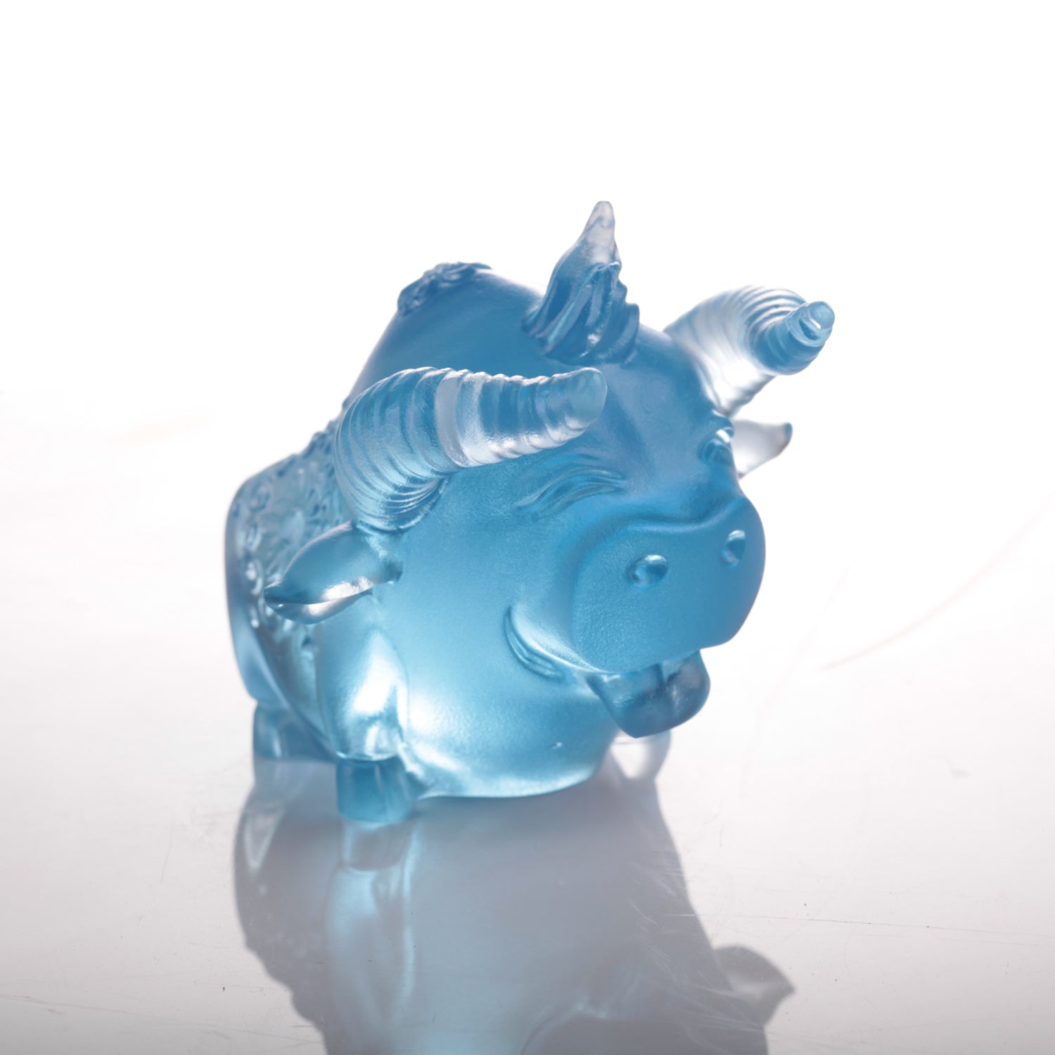 LIULI Chinese Year of the Ox Crystal Sculpture We Are Remarkable - LIULI Crystal Art