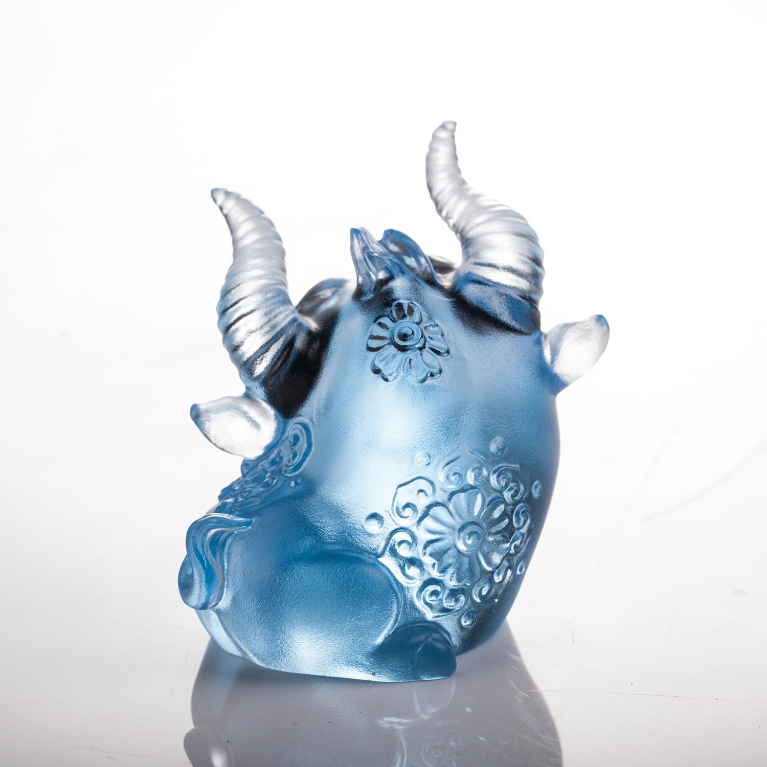 LIULI Chinese Year of the Ox Crystal Sculpture We Are Remarkable - LIULI Crystal Art