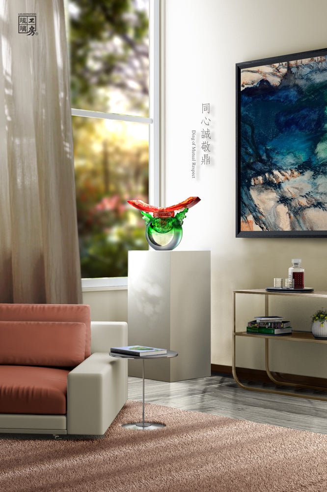 Crystal Vessel, Chinese Ding, Bluntness with Respect-Ding of Mutual Respect - LIULI Crystal Art